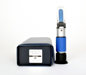 Refractometer