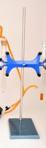Stand retort 600mm lacquered base